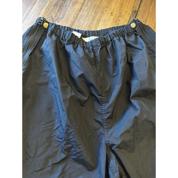 Vintage LL Bean Men’s Nylon Pants Size Medium Side Zip Windbreaker Hike USA - Picture 2 of 14